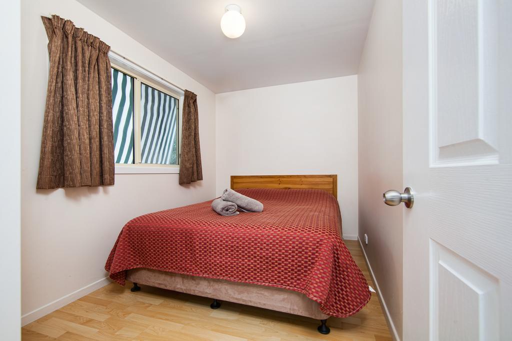 Wintersun Gardens Motel Бичено Экстерьер фото