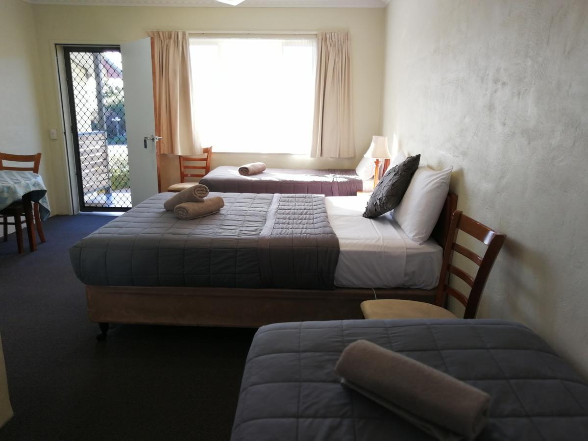 Wintersun Gardens Motel Бичено Экстерьер фото
